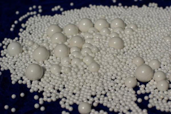 4.0g/cm3 Ceramic Beads Bulk Shots For Blast Cleaning & Microblast Shot Peening
