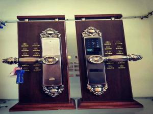 Wholesale 5 Ways Unlock Smart Fingerprint Lock Biometric Door Lock Capacitive Touch Keypad from china suppliers