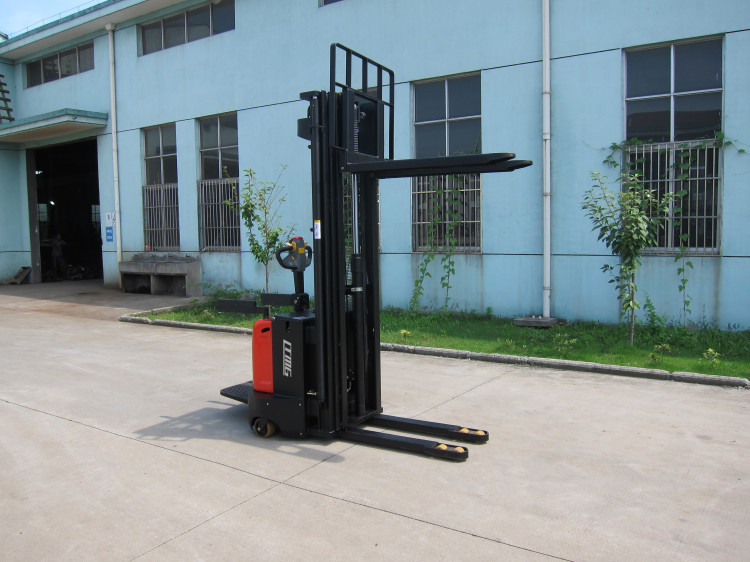 Manual Forklift Pallet Stacker , 2 Ton Hydraulic Hand Pallet Stacker DC Motor