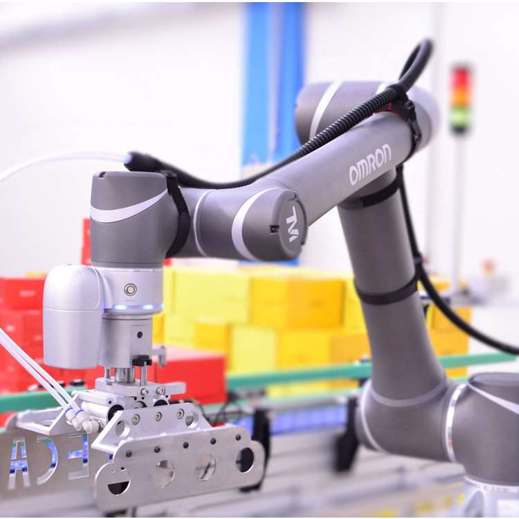 Robot Arm 6 Axis OMRON TM14M Cobot Payload 14kg With Visual Camera For Handling Robot As Cobot