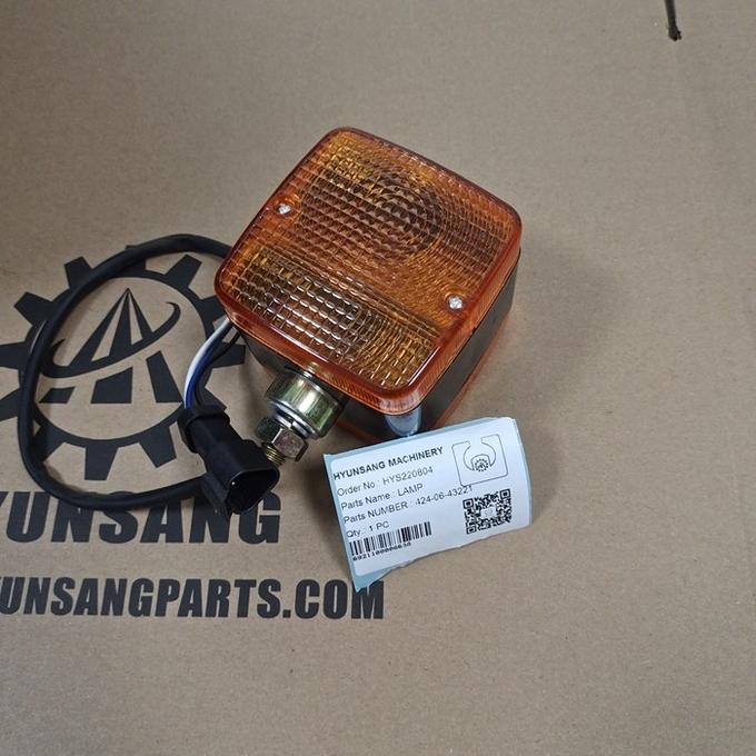 Wheel Loader Lamp 424-06-43221 4240643221 For WA100M WA1200 WA150 WA200