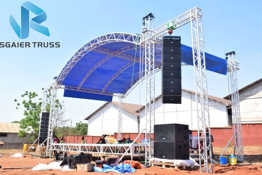 Welded Aluminum Flat Roof Truss In Concert For Large Scale Performance