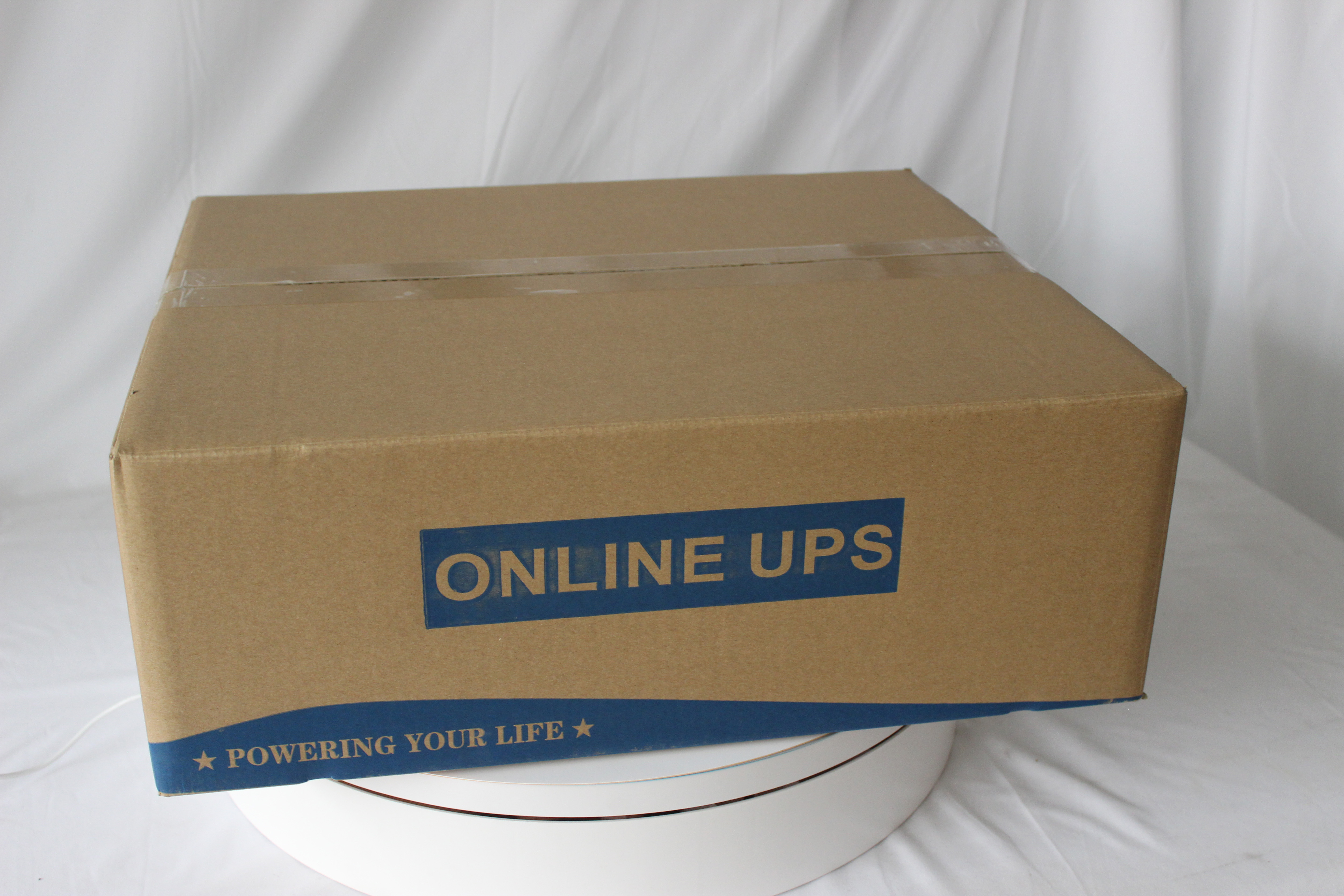 Double Conversion ISO9001 800W 1U Rack Mount UPS Power System Pure Sine Wave