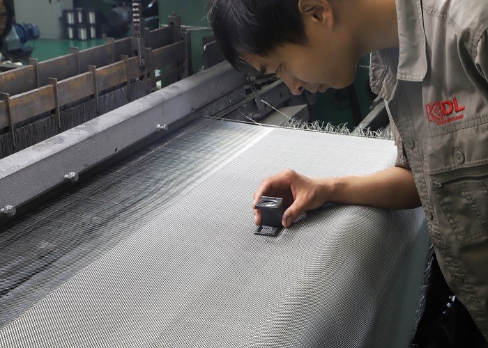 Papermaking Industry 16 Mesh Stainless Steel Wire Mesh Screen Various Holes