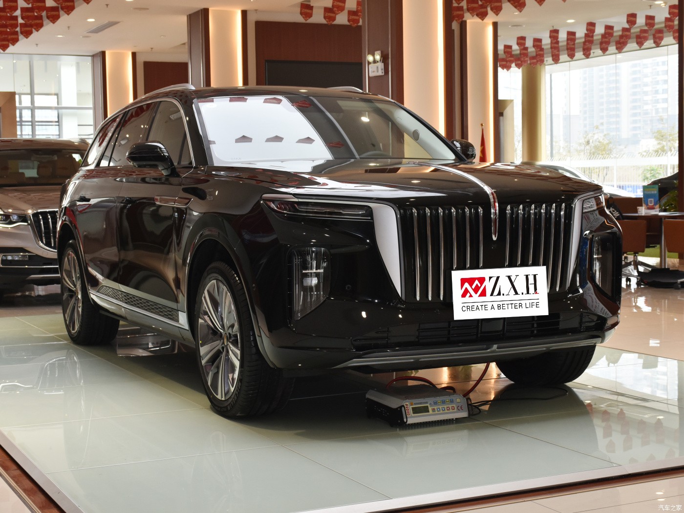 The Chinese-made Hongqi E-HS9, a five-door, six-seat new-energy large SUV, has a range of 460 kilometers