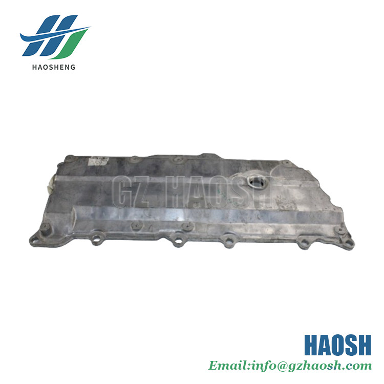 Cylinder Head Cover Suitable For 700P 4HK1 8-97331361-1 8-97331361-0 8973313610 8973313611 1003110-P301