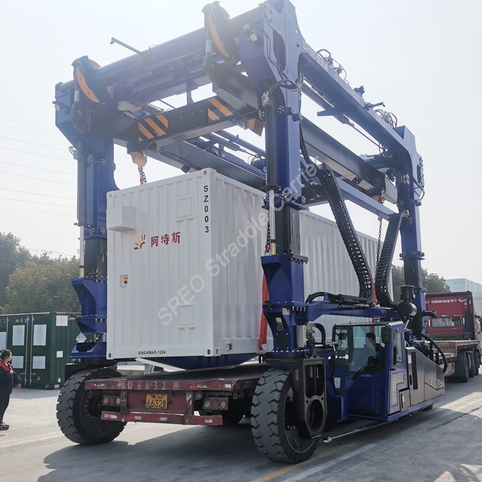 Electric Container Straddle Carrier Container Lifting Vehicle Container Handling Car