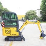Mini Excavator Manufacturer 1500kg Crawler Mounted Hydraulic Small Digger For