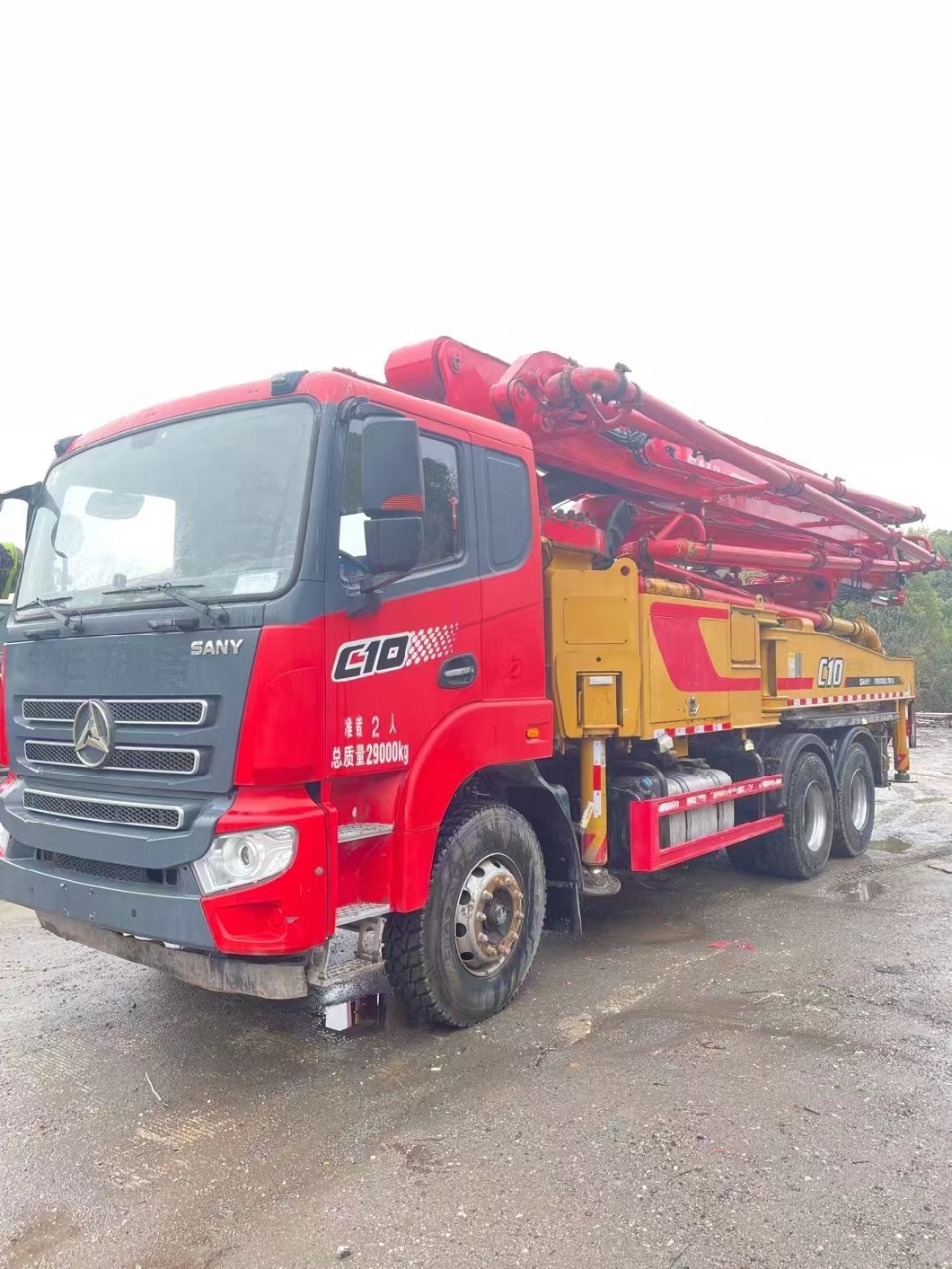 2021 Used Construction Equipment Truck Mounted Pump Concrete Mixer
