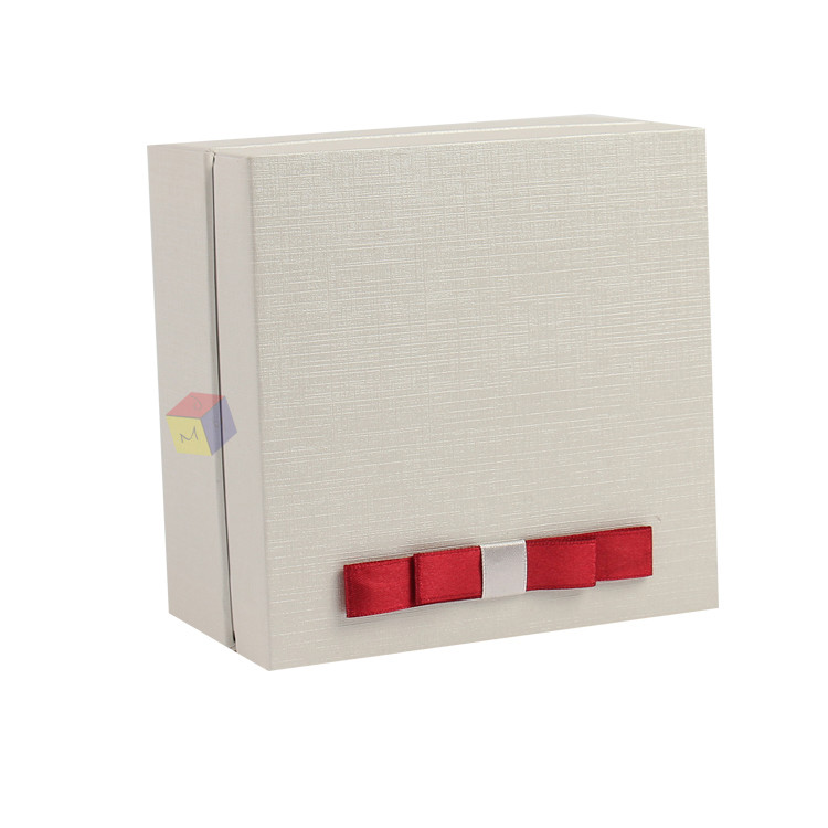 Cardboard Fashionable Watch Gift Box Customizable With Pillow Insert
