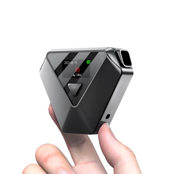 Single Handed Operation Alcohol Smell Detector , Fuel Cell Technology Breathalyz