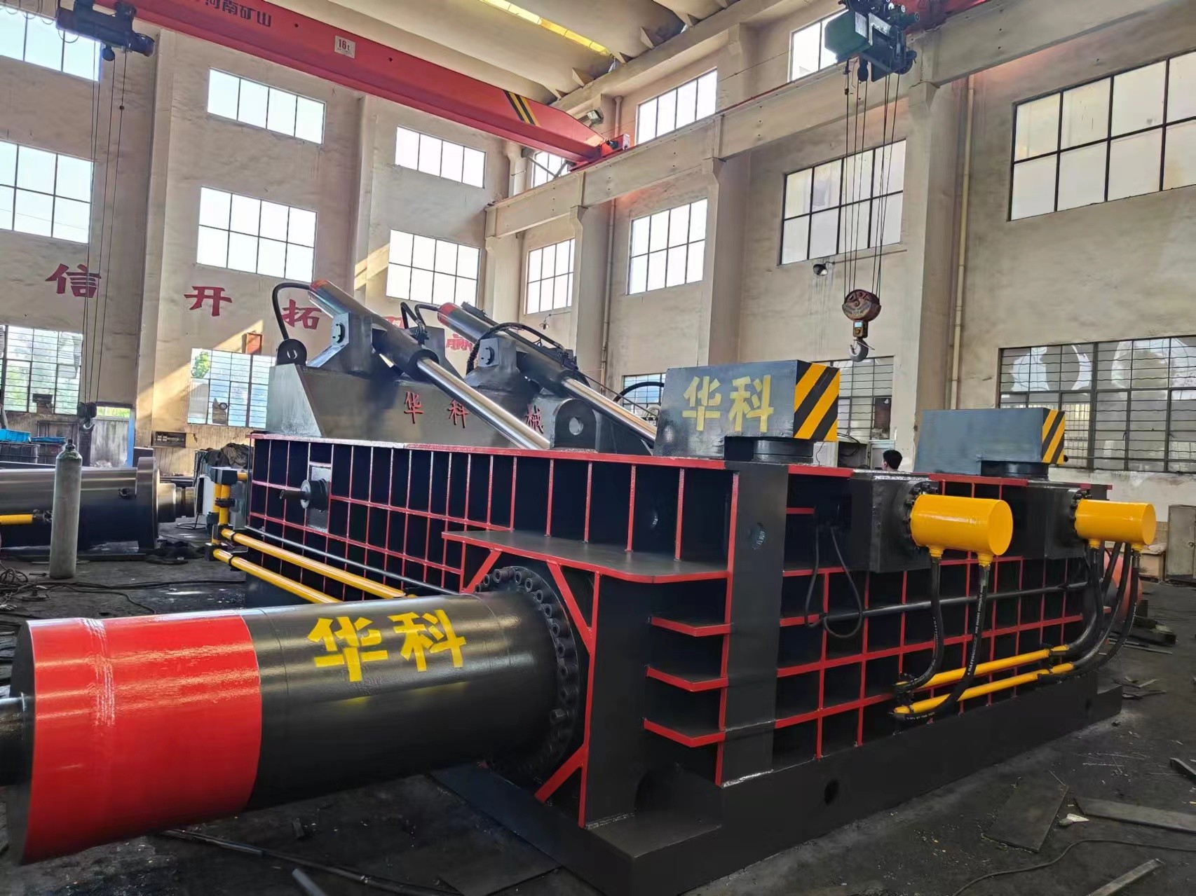 Versatile Scrap Metal Baler Press With 3x37KW Motors And Remote PLC Control