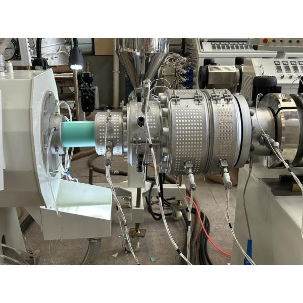 75-250mm PVC Pipe Extrusion Line with Twin Screw for Water Supply Pipe Production