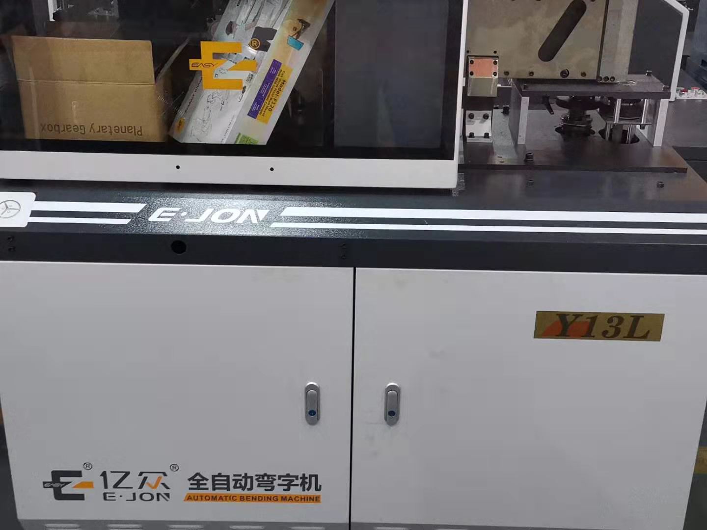 Fuji Servo Axis Control W40 Channel Letter Bending Machine for Automation