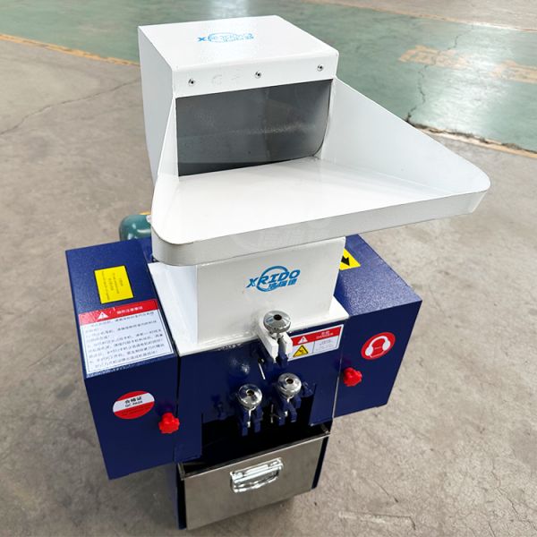 Durable Powerful Plastic Crusher with 8-10 Years Lifetime for Waste Plastic Shredding