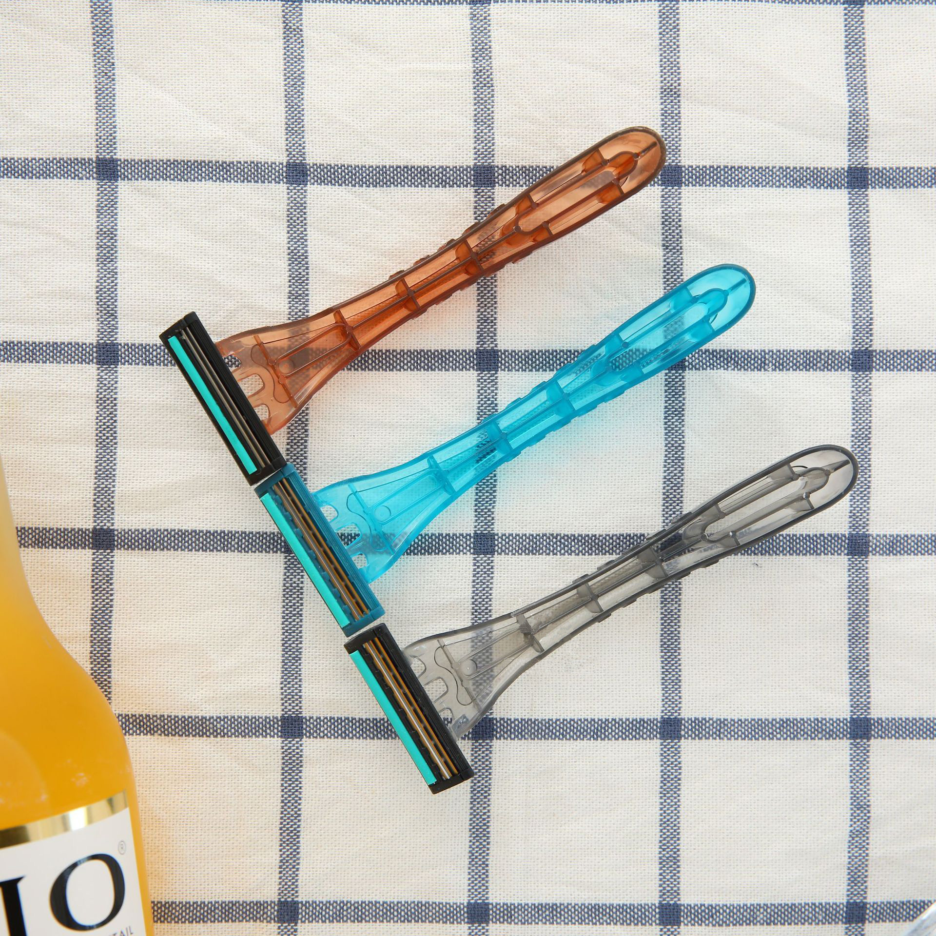 High Quality New 2 Blades Plastic Shaving Razor Private Label Disposable Safety Razor