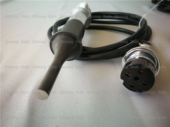 Welding 28khz Transducer , Ultrasonic Piezoelectric Transducer With Black Steel Horn