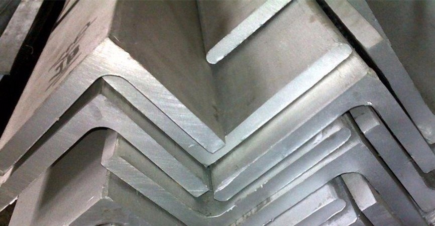 Tolerance ±5% Q195-Q420 Series Grade 304 Stainless Steel Angle Steel for Single Side Punching