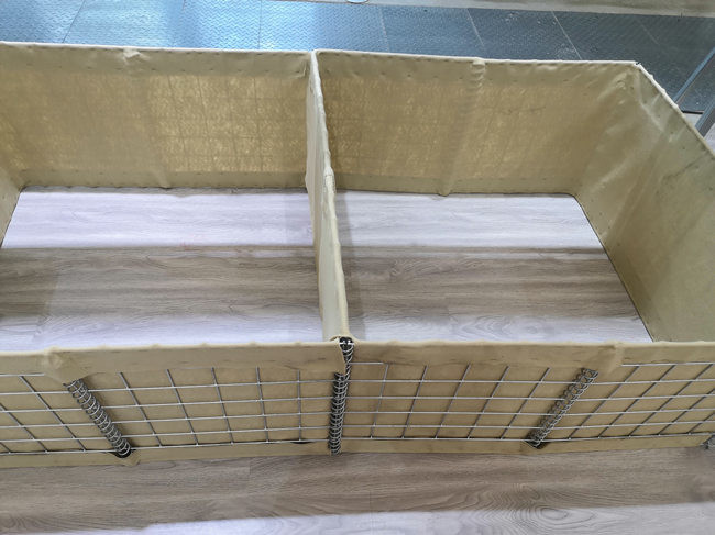 3x1x1m Non Woven Polypropylene Welded Gabion Mesh Rectangle Fence Bunnings