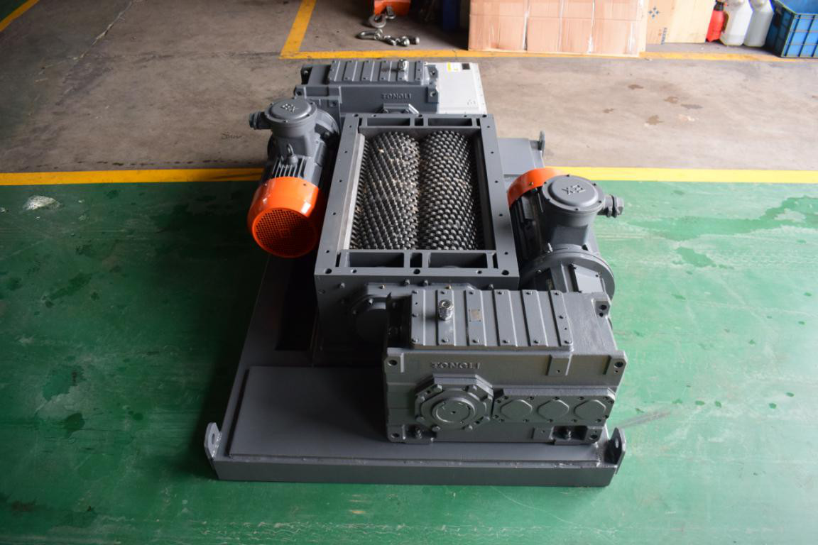 Iron Shavings Shredder / SMALL METAL SHREDDER Metal Recycling Machine Scrap Metal Shredder Dual Shaft Shredder