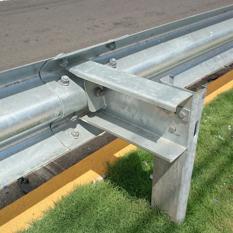 Q235 SJ235R Customized Galvanized Traffic Barrier Steel Highway Guardrail