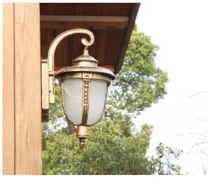 Wholesale Retro wall lamp waterproof outdoor porch wall light corridor courtyard facade lighting （WH-VR-88） from china suppliers