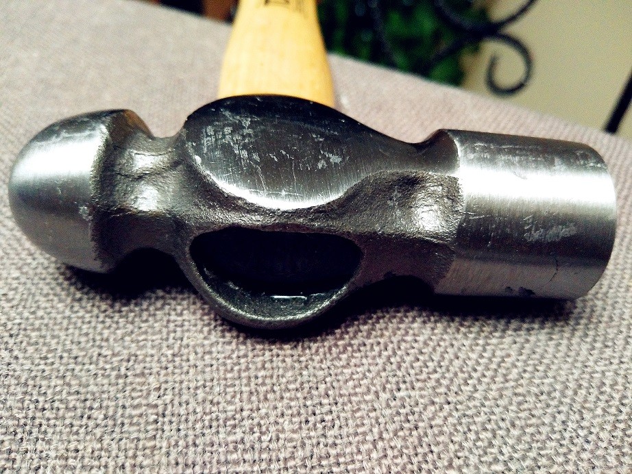 Carbon Steel Wood Handle Ball Pein hammer in Hand Tools (XL-0043)