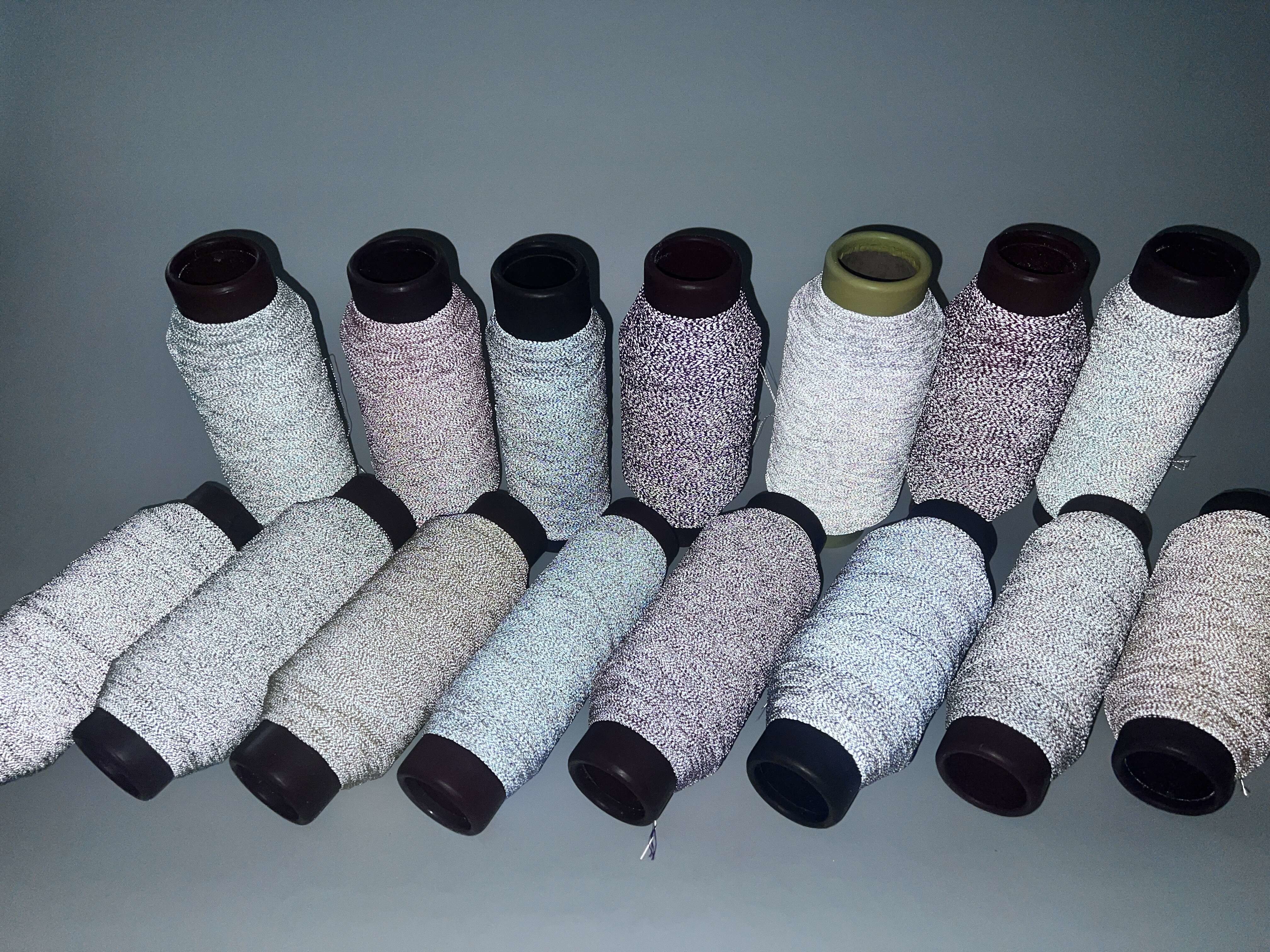 Gray Color High Reflective Yarn Soft Reflective Stitching Thread Reflective