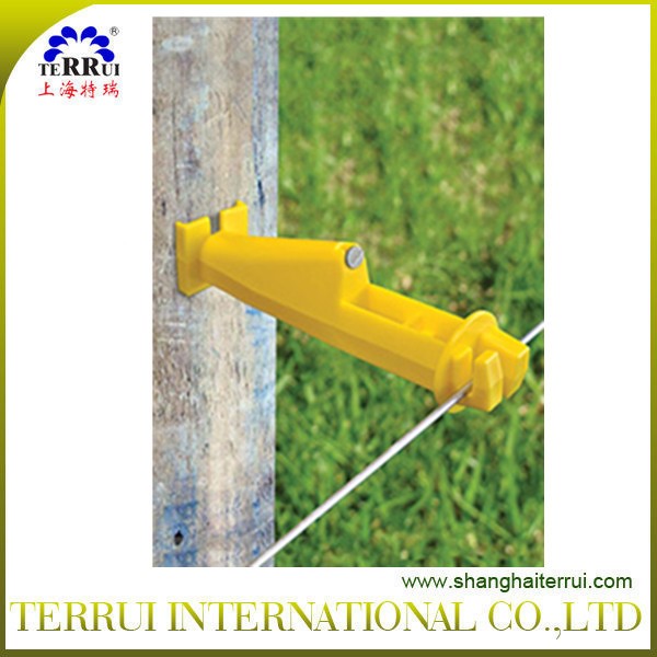 Nail extended Electric Fence insulator for wood post farming ranch fence up to 5mm wire running through