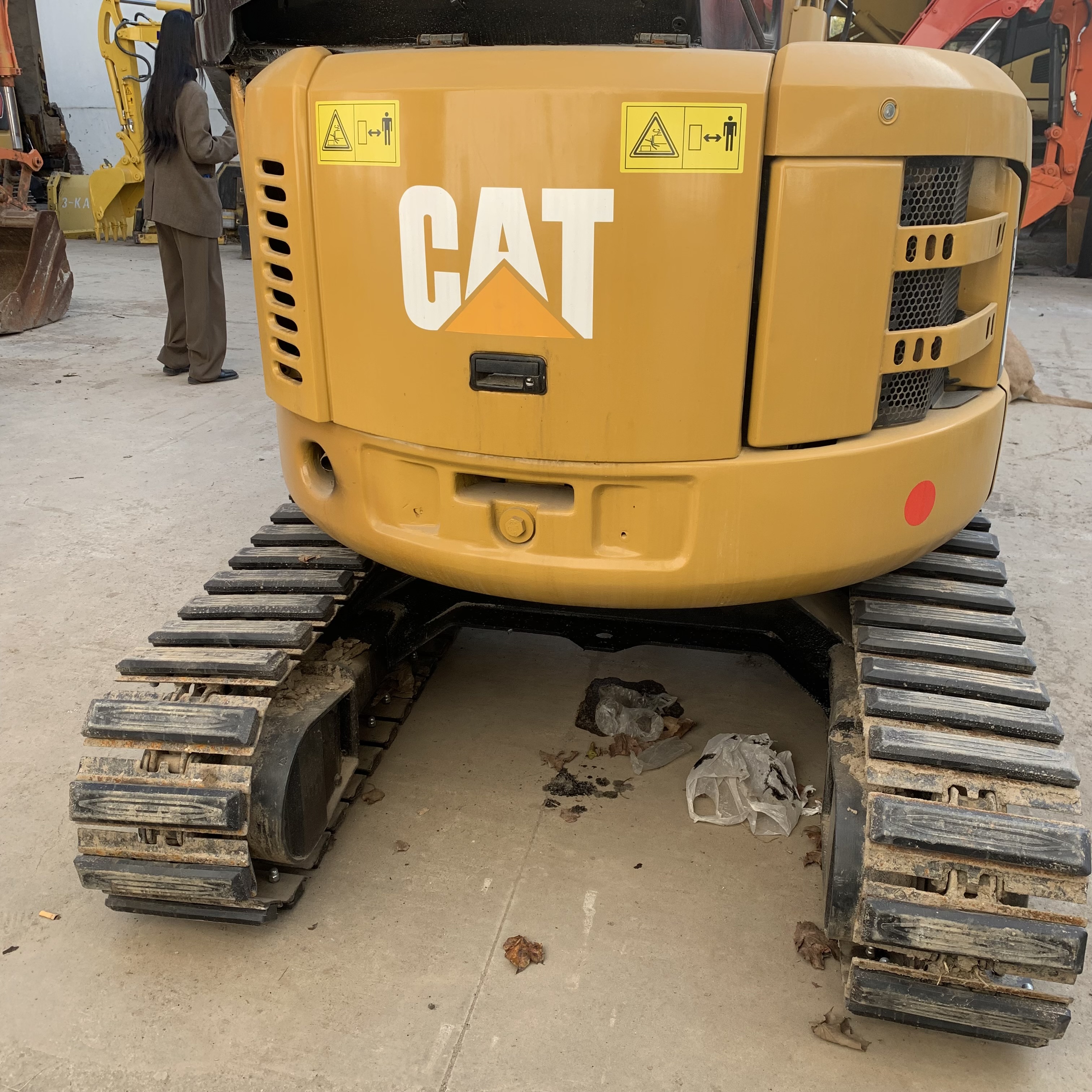 Original Japan CAT303 Used Excavator Cat 305 303 306 Mini Excavator with 23.6KW Power