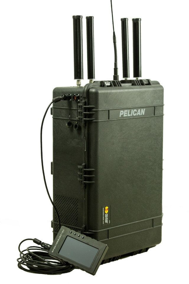 Effective EOD Equipment Portable Frequency Jammer 50 - 200m Interference Range