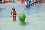 Customized Carp Carton Spray Park Equipment For Children / Kids Fun in Swimming
