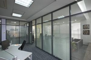 Wholesale Soundproof Aluminum Glass Office Partitions Fire Prevention 2.5mm Wall Thickness from china suppliers