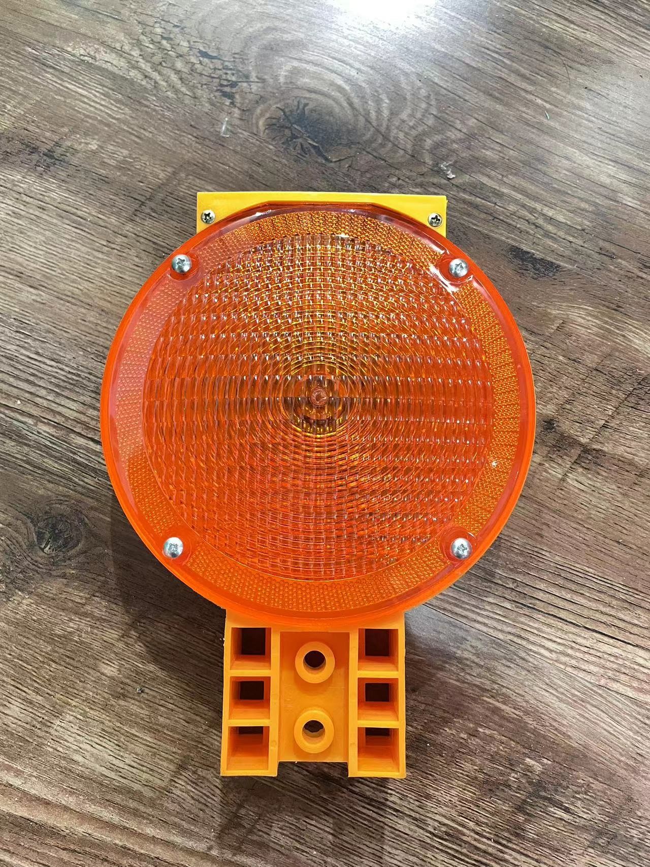 32 X18CM 400g Traffic Warning Light LED Traffic Control Barricades