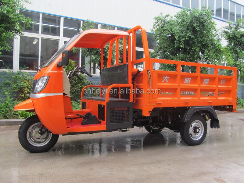 Closed Cabin Trimoto for Cargo 201 250cc Displacement CCC ISO CN CHO DAYANG 3500*1400*1600mm