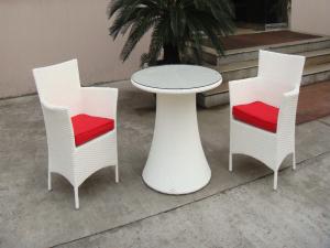 Wholesale Hand-Woven Poly Rattan Garden Dining Sets With White Cushion from china suppliers