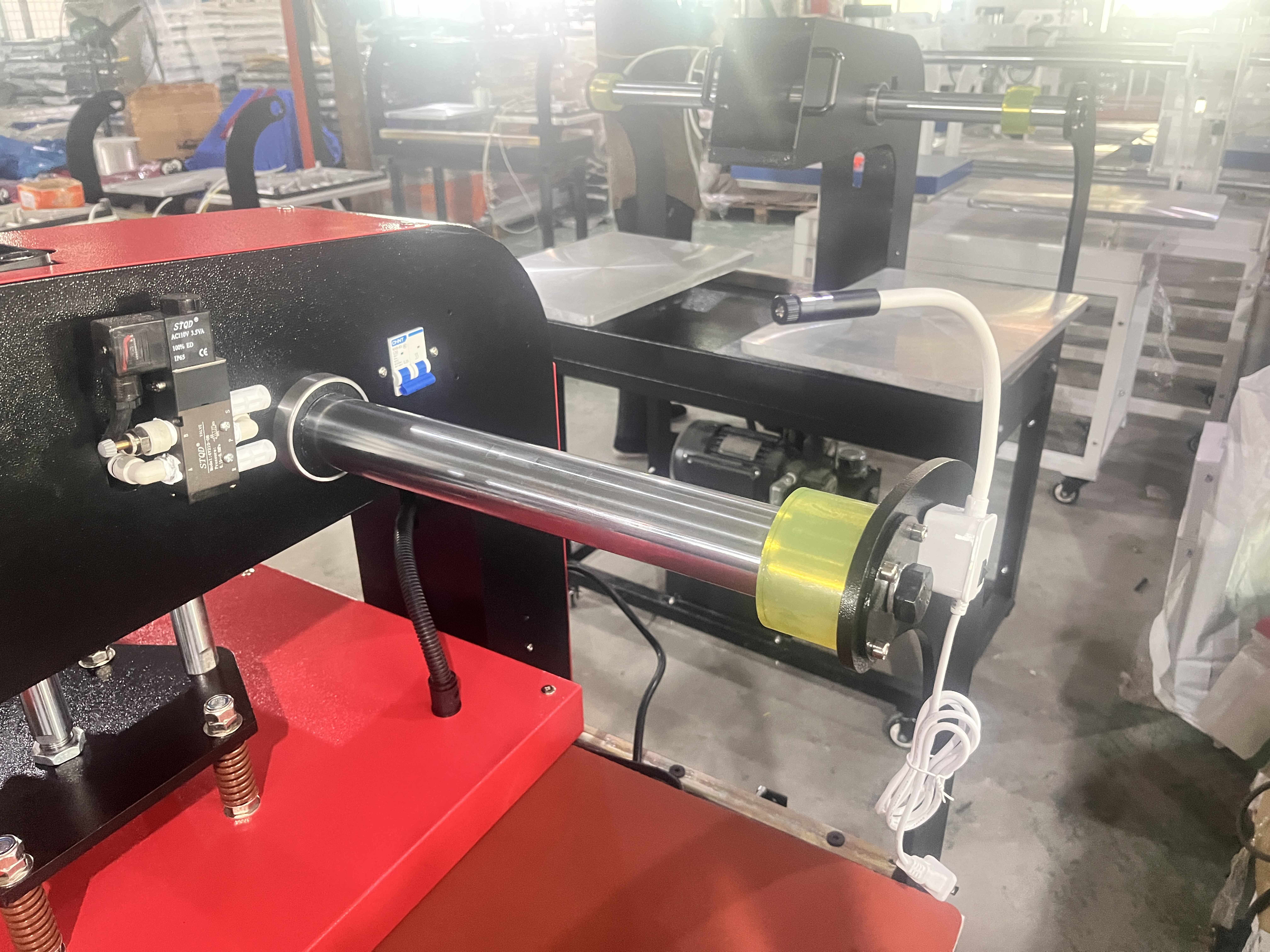 Double Station Hat Clothing Heat Press Machine For DTF Printer PET Film T-Shirt Printing