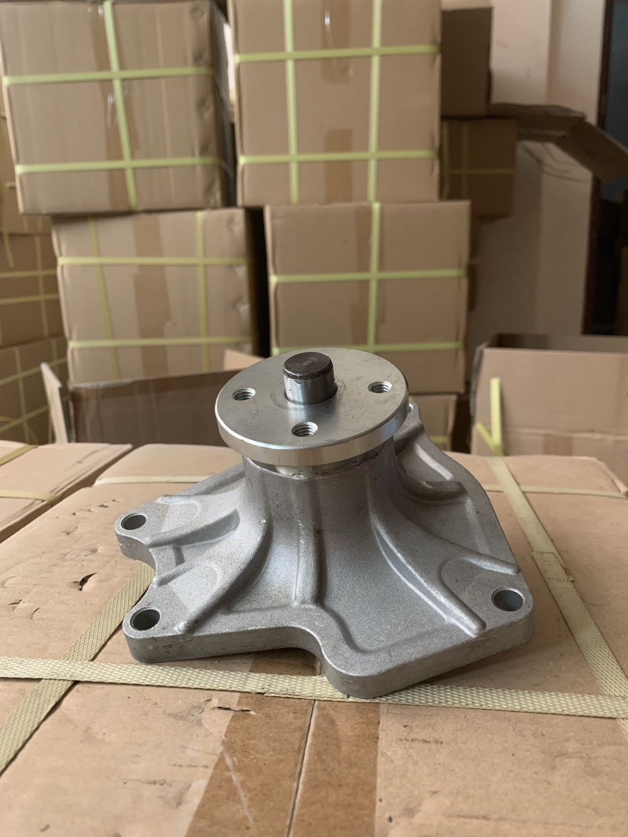4M40 Water Pump MF200411 For Misubishi Diesel Engine
