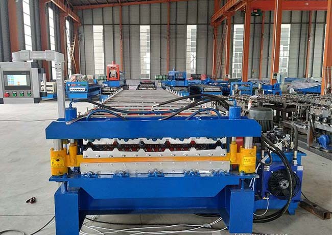 Rib Roof / Corrugated Sheet Roll Forming Machine Weight 9600kg With PLC Touch Screen
