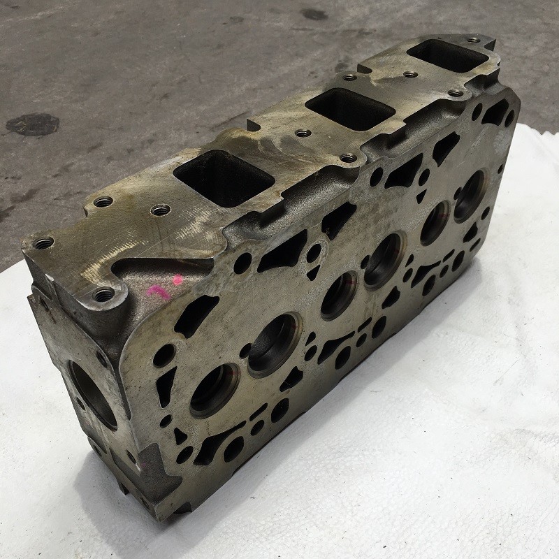 3TNV84 Cylinder Head Assembly For Excavator Diesel Engine Parts