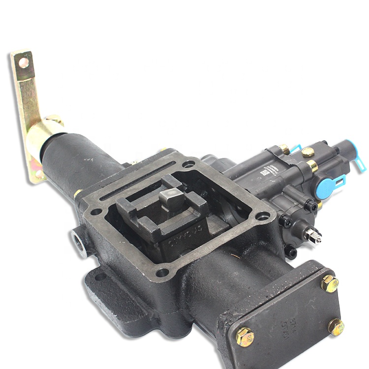 Pictures Showing AZ2203210040 HW1970 Gearbox Cover Assembly for Sinotruk HOWO SITRAK Transmission Parts