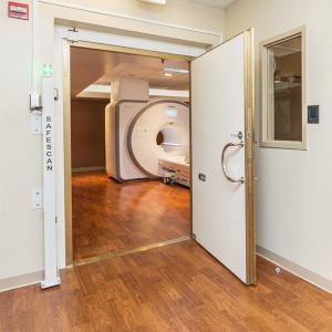 Wholesale 1.2m*2.1m Hospital Rf Shielded Doors Stainless Steel from china suppliers