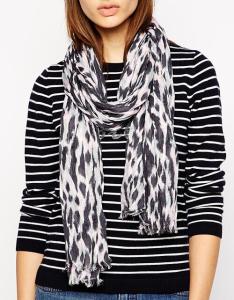 Wholesale Lady Fashion Woven Printed Scarf from china suppliers