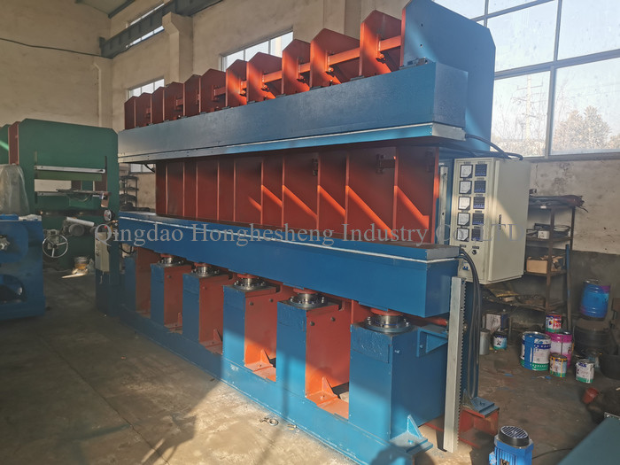 Jaw Type Vulcanizing Press / C Type Hot Press Machine / Rubber Track Hot Molding Hydraulic Machine