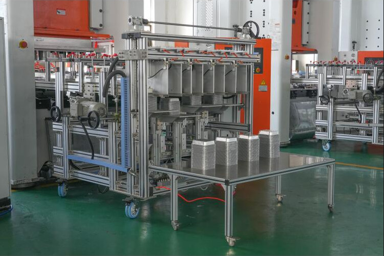 High Precised Steel Aluminum Foil Container Machine C Frame Hydraulic Press 50Hz Frequency For Your Manufacturing Needs