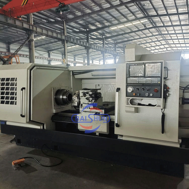 Large Spindle Boring Pipe Threading Lathe Machine With Double Chuck