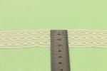 33mm Cotton Crochet Lace Trim , OEM Vintage Crochet Edging For Multiusage