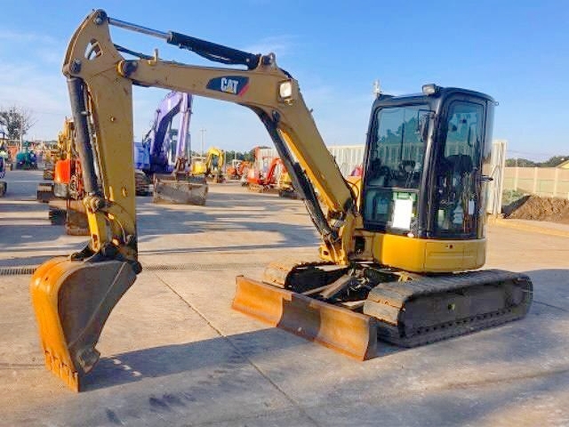 Original Japan Used Caterpillar Cat 303 Excavator 6ton Mini Digger for Your Business