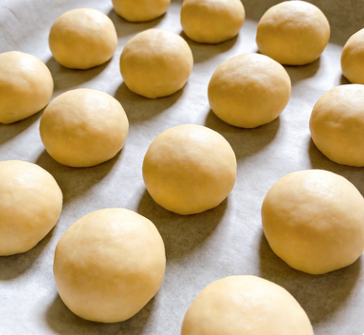 All-dough Compatible Low-waste Dough Divider for Large-scale Production