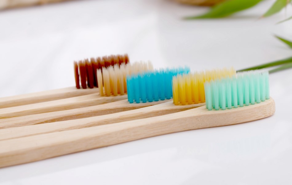 Soft Bristles BPA Free Eco friendly Bamboo Toothbrush With Engraved Logo